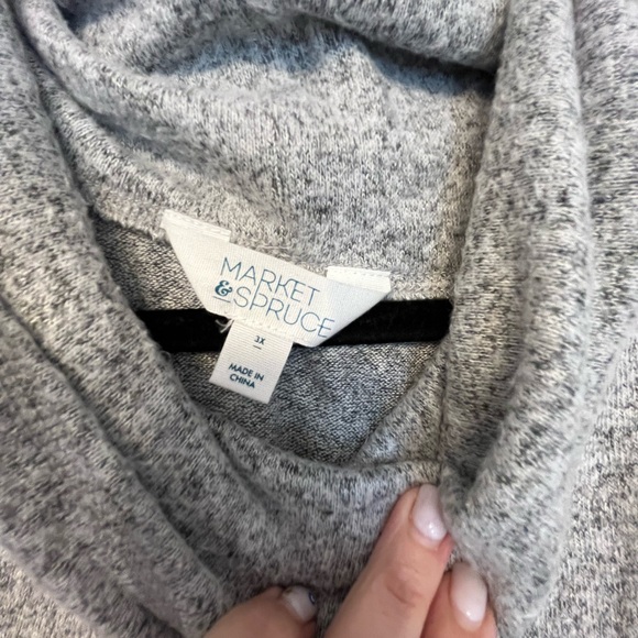 Market and Spruce Knit Top - Picture 2 of 3